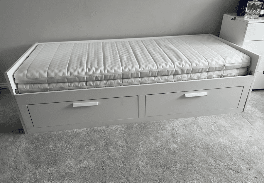 IKEA BRIMNES Daybed, White, photo 1 of 2